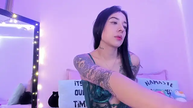 Snapshot of ValeriaCox chatting on 30, 1, 2025 ValeriaCox online show from 30, 1, 2025