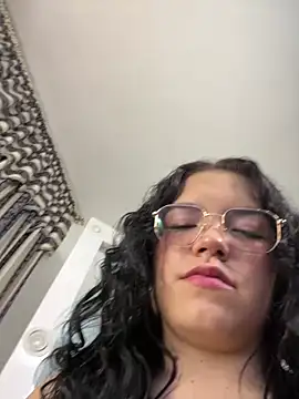 Snapshot of angela_cortes_ chatting on 6, 3, 2025 angela cortes online show from 6, 3, 2025