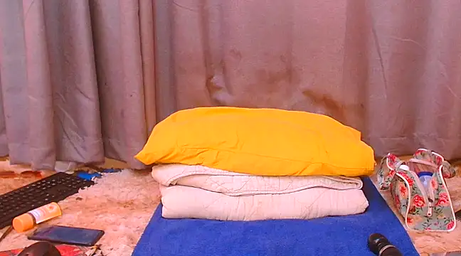 SexyCamilaxx online show from 9, 2, 2025