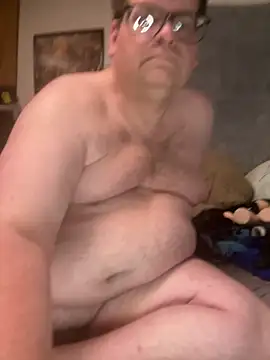 Snapshot of treatbobnicer chatting on 23, 5, 2026 treatbobnicer online show from 23, 5, 2026