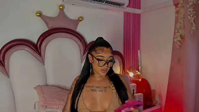 Snapshot of Mia_Jansen chatting on 28, 7, 2026 Mia Jansen online show from 28, 7, 2026