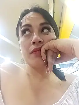 Lesly 10- online show from 21, 12, 2024