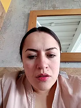 Lesly 10- online show from 14, 10, 2025