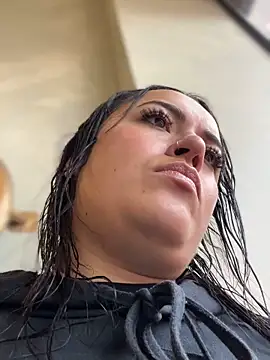 Lesly 10- online show from 1, 2, 2026