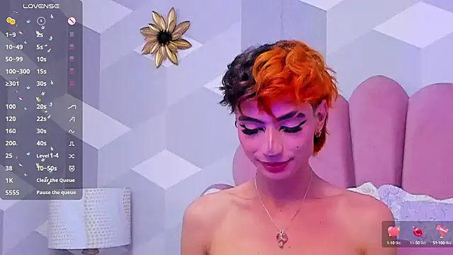 KylieMonnett online show from 9, 1, 2025