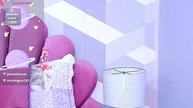 KylieMonnett online show from 25, 1, 2025