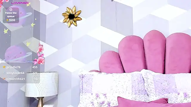 KylieMonnett online show from 21, 3, 2025