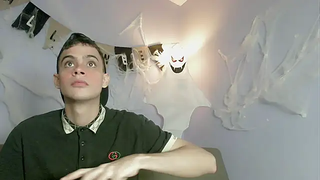 zacariasss  online show from 31, 10, 2025