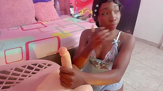 melody paris online show from 5, 11, 2025