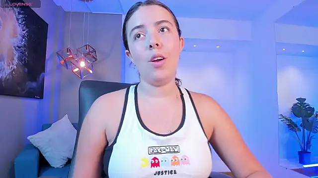 Snapshot of Lyssa_Muller chatting on 30, 10, 2025 Lyssa Muller online show from 30, 10, 2025