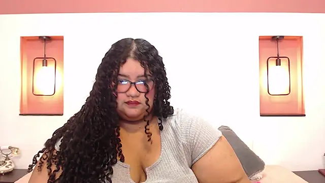 Snapshot of Miley_Collins chatting on 3, 1, 2025 Miley Collins online show from 3, 1, 2025