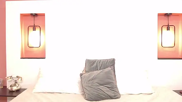 Snapshot of Miley_Collins chatting on 11, 1, 2025 Miley Collins online show from 11, 1, 2025