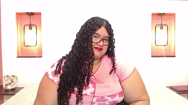 Snapshot of Miley_Collins chatting on 17, 1, 2025 Miley Collins online show from 17, 1, 2025