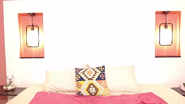 Snapshot of Miley_Collins chatting on 20, 3, 2025 Miley Collins online show from 20, 3, 2025