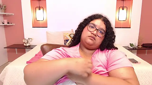 Snapshot of Miley_Collins chatting on 22, 3, 2025 Miley Collins online show from 22, 3, 2025