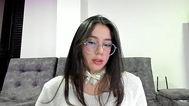 emmadiaz1 online show from 13, 9, 2025