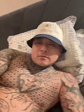 Snapshot of supertattsdave chatting on 27, 2, 2026 supertattsdave online show from 27, 2, 2026