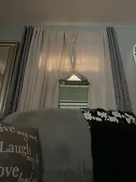 Snapshot of theoneandonlyniko chatting on 19, 10, 2025 theoneandonlyniko online show from 19, 10, 2025