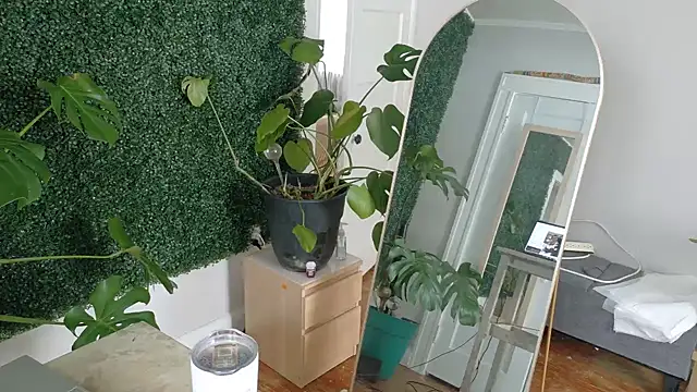 MistressKatie13xxx online show from 6, 2, 2026