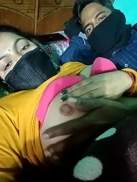 Lustyful Couple online show from 4, 1, 2025