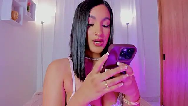 AishaPeyton online show from 18, 6, 2026