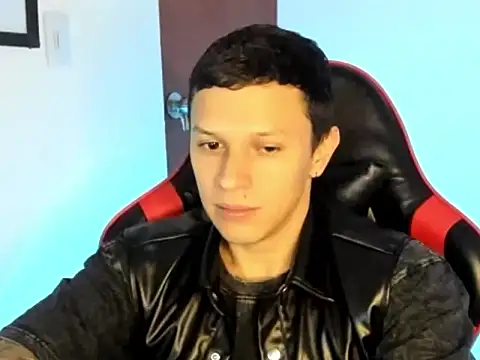 Snapshot of goodboy69l chatting on 4, 7, 2026 goodboy69l online show from 4, 7, 2026