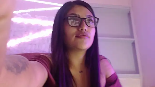 SarahStones online show from 24, 1, 2025