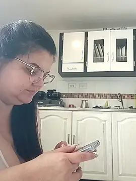 Madisonpalacio online show from 4, 2, 2025