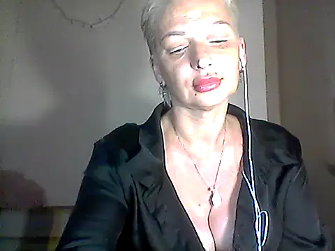 Snapshot of MaryJane441 chatting on 10, 7, 2026 MaryJane441 online show from 10, 7, 2026