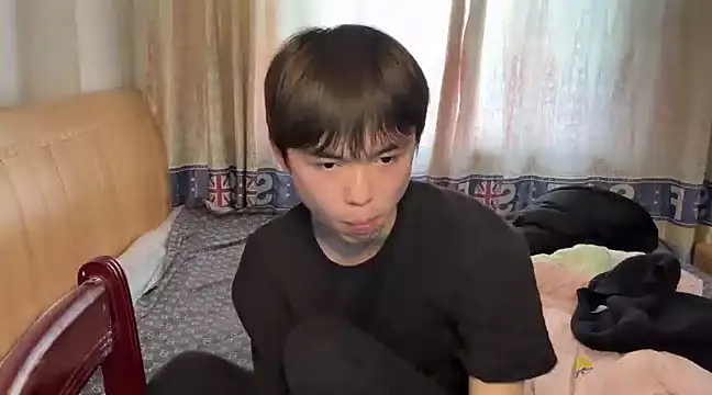 xiaottt1918 online show from 7, 1, 2025