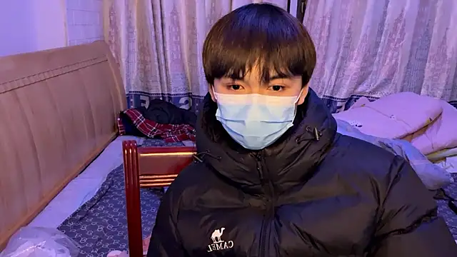 xiaottt1918 online show from 15, 1, 2025