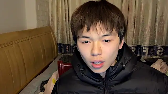 xiaottt1918 online show from 25, 1, 2025