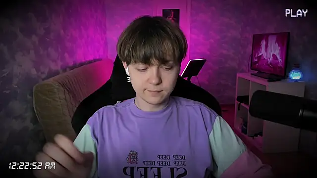 Snapshot of charonbaby1 chatting on 7, 10, 2025 charonbaby1 online show from 7, 10, 2025