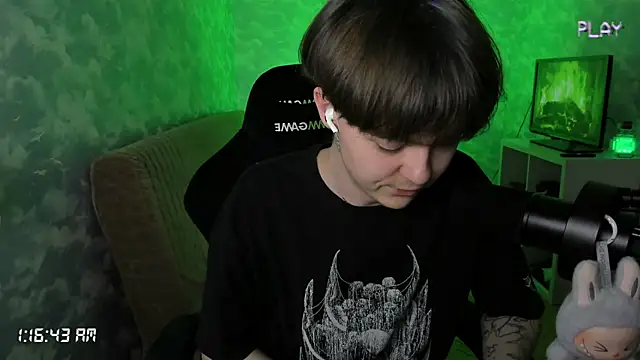 Snapshot of charonbaby1 chatting on 24, 10, 2025 charonbaby1 online show from 24, 10, 2025