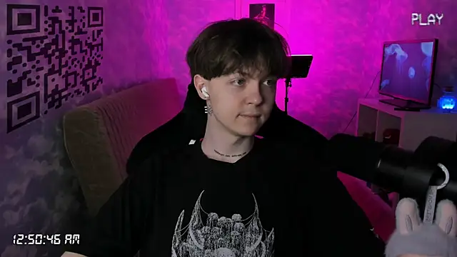 Snapshot of charonbaby1 chatting on 28, 10, 2025 charonbaby1 online show from 28, 10, 2025