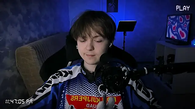 Snapshot of charonbaby1 chatting on 17, 11, 2025 charonbaby1 online show from 17, 11, 2025