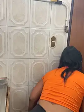 zoe roux21 online show from 23, 10, 2025