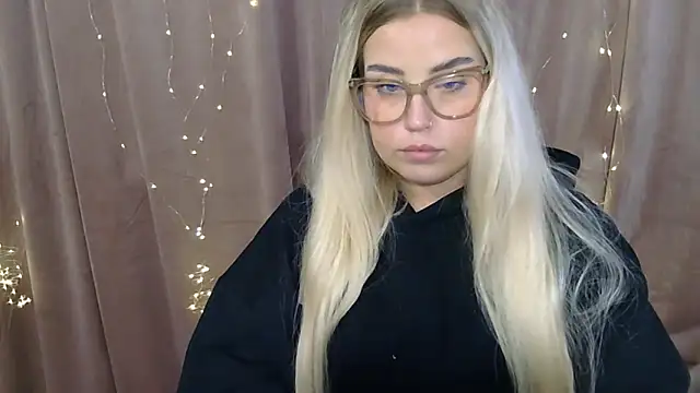 KristyHoney online show from 16, 12, 2024