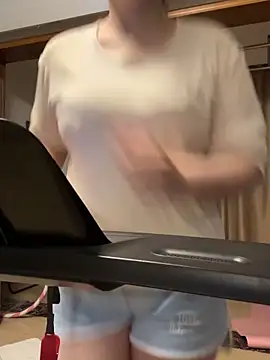 Tastemystrawberry online show from 5, 12, 2025