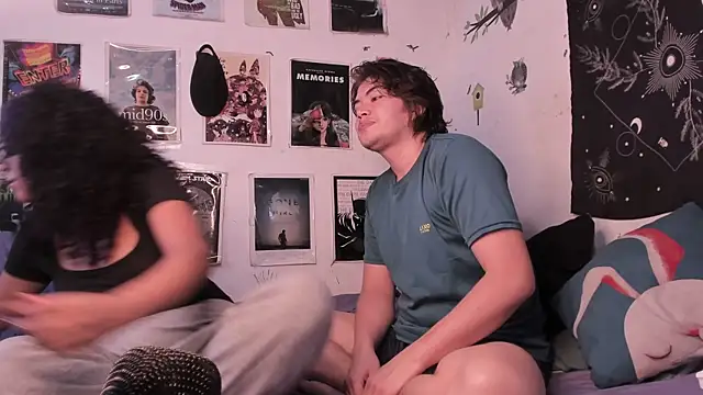 hothoneychile online show from 13, 4, 2026