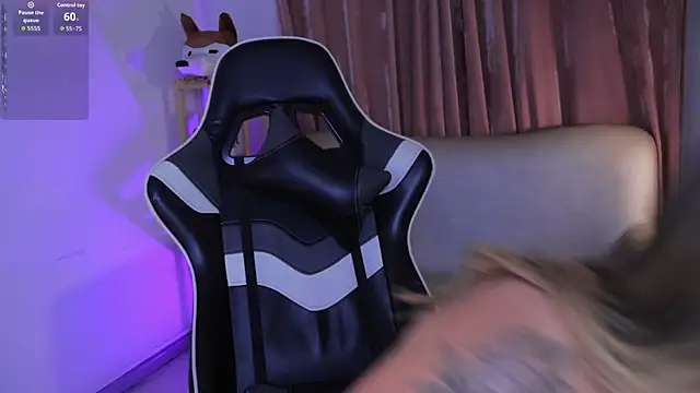 ashleyvalirya online show from 10, 9, 2025