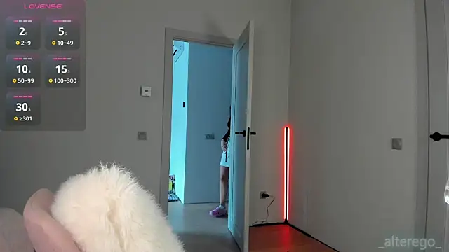  cometoseeme  online show from 18, 2, 2026