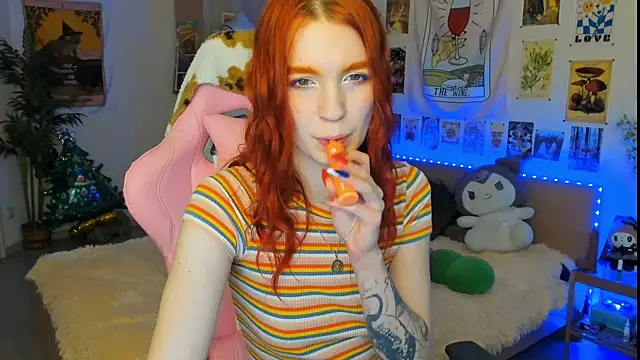 Sunny Elly online show from 3, 1, 2025