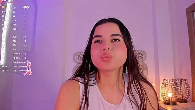 Victoria vallejo  online show from 28, 1, 2025