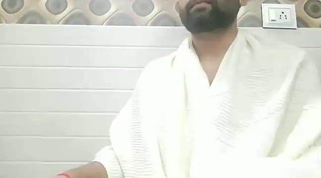 Snapshot of CallMeStripKing chatting on 4, 12, 2024 CallMeStripKing online show from 4, 12, 2024