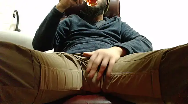 hardbigcock16 online show from 26, 12, 2024