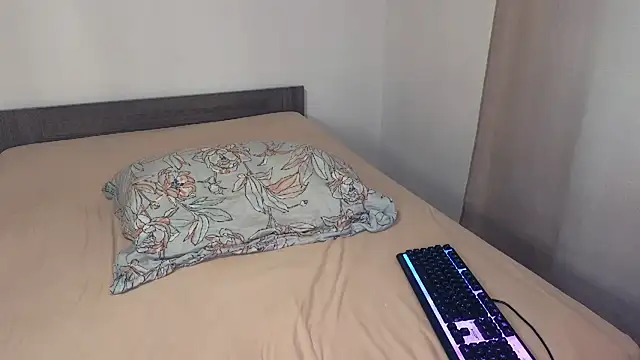 rosebelle11111 online show from 7, 10, 2025