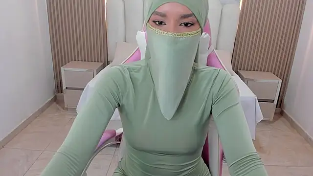 Snapshot of Hanaa_latif chatting on 21, 1, 2025 Hanaa latif online show from 21, 1, 2025