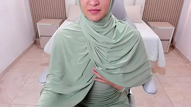 Snapshot of Hanaa_latif chatting on 3, 3, 2025 Hanaa latif online show from 3, 3, 2025