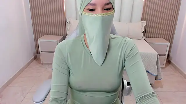 Snapshot of Hanaa_latif chatting on 7, 3, 2025 Hanaa latif online show from 7, 3, 2025